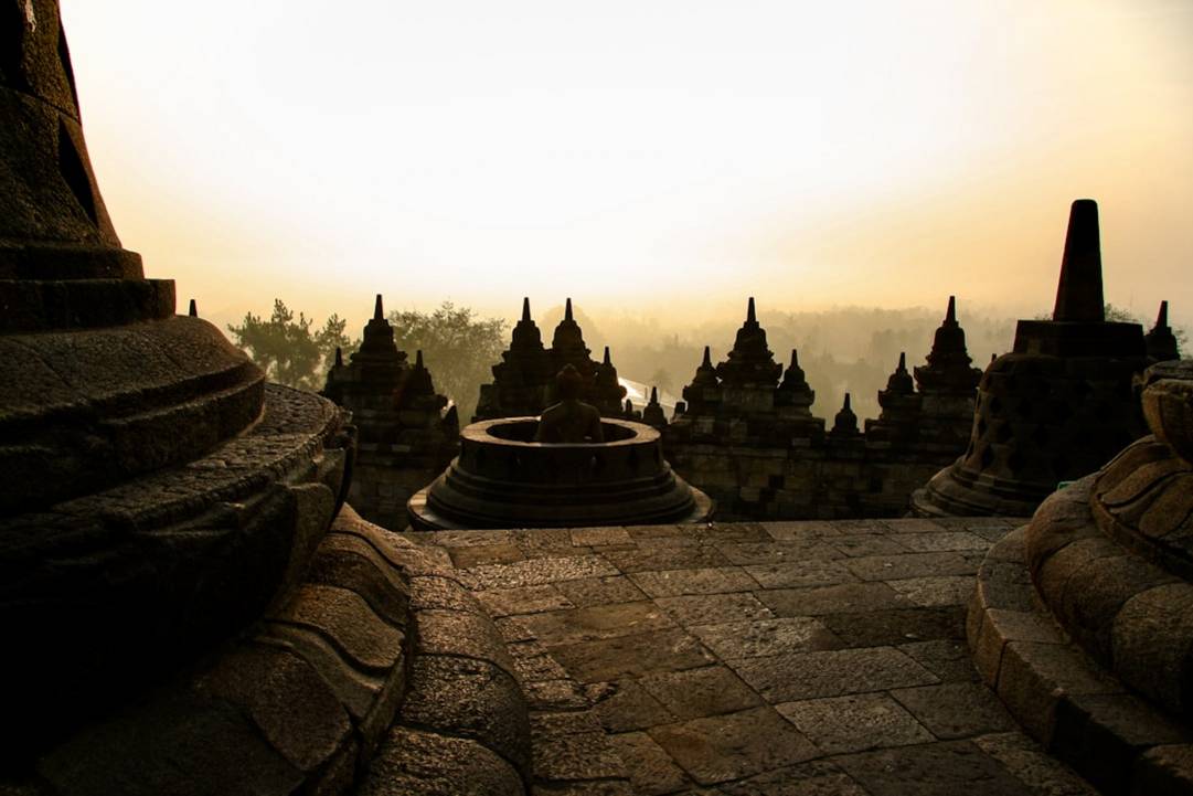 Wie besuchst du Borobudur und Prambanan ohne die Massen? intro