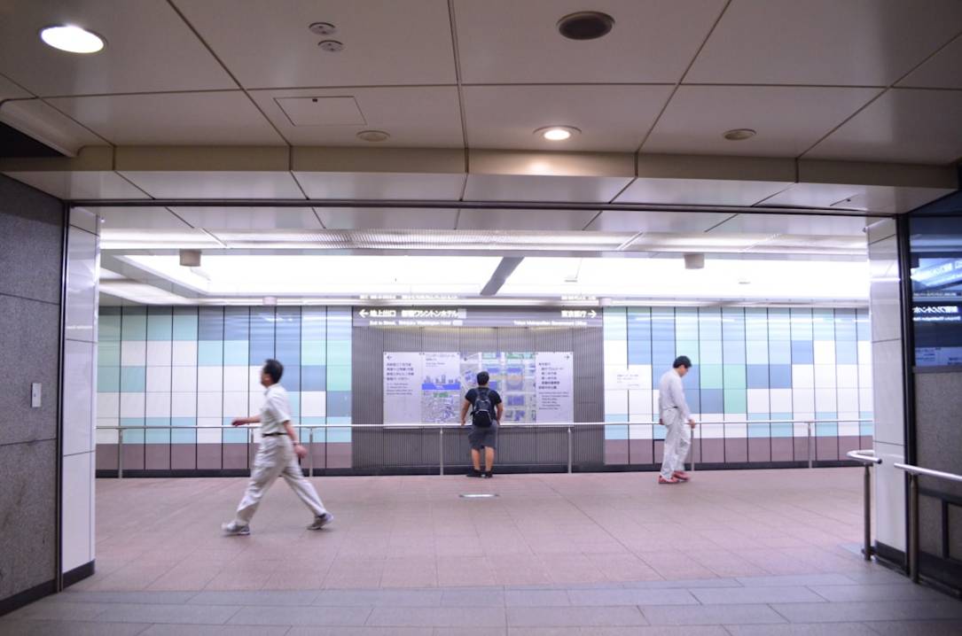 Wie navigierst du ohne dich zu verfahren durch Tokios U-Bahn-Netz? intro Wie navigierst du ohne dich zu verfahren durch Tokios U-Bahn-Netz? intro
