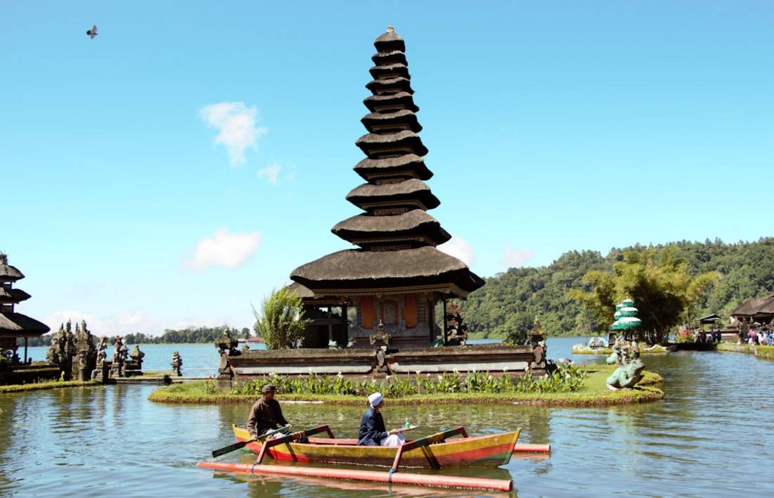 Indonesien religiosen-wahrzeichen landmark-5