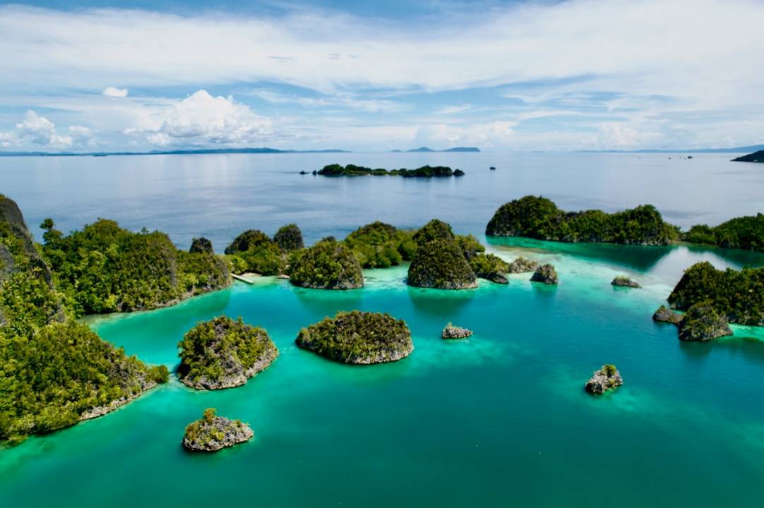 Raja Ampat Tauchenraja-ampat-tauchenRaja Ampat scenery