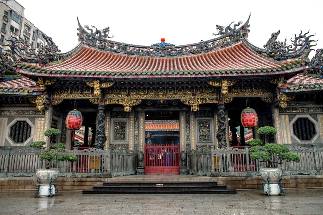 Taiwan cultural dress code