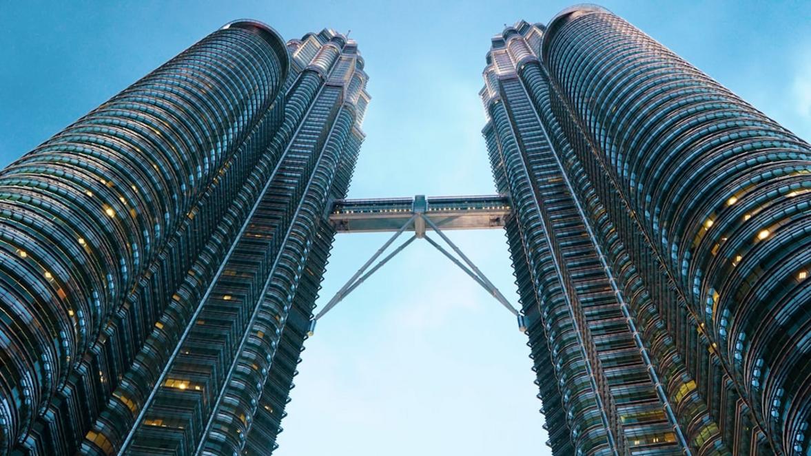 Indien and Malaysia