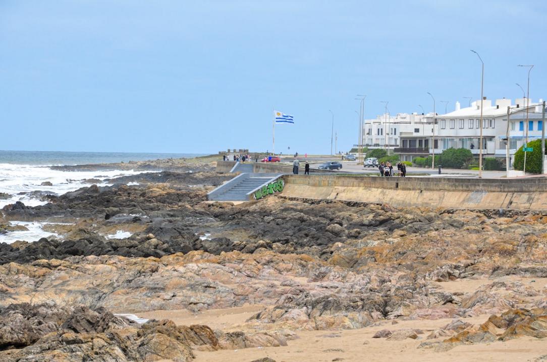 Top 9 Sehenswürdigkeiten in Punta del Este – La Mano & Casapueblo 26 Punta del Este activity