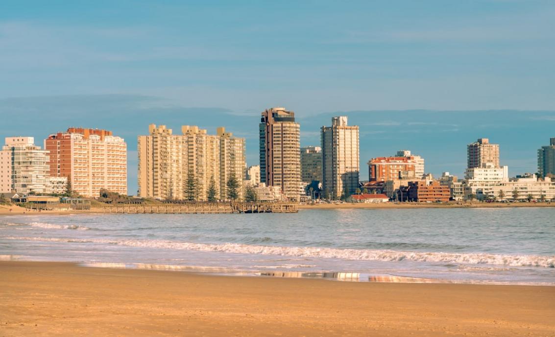 Top 9 Sehenswürdigkeiten in Punta del Este – La Mano & Casapueblo 25 Punta del Este activity