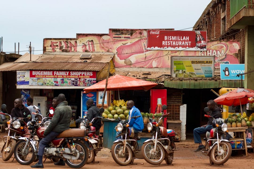 Seychellen Währungsleitfaden: Rupees und mehr 5 Zahlen mit Karte und Bargeld in Uganda